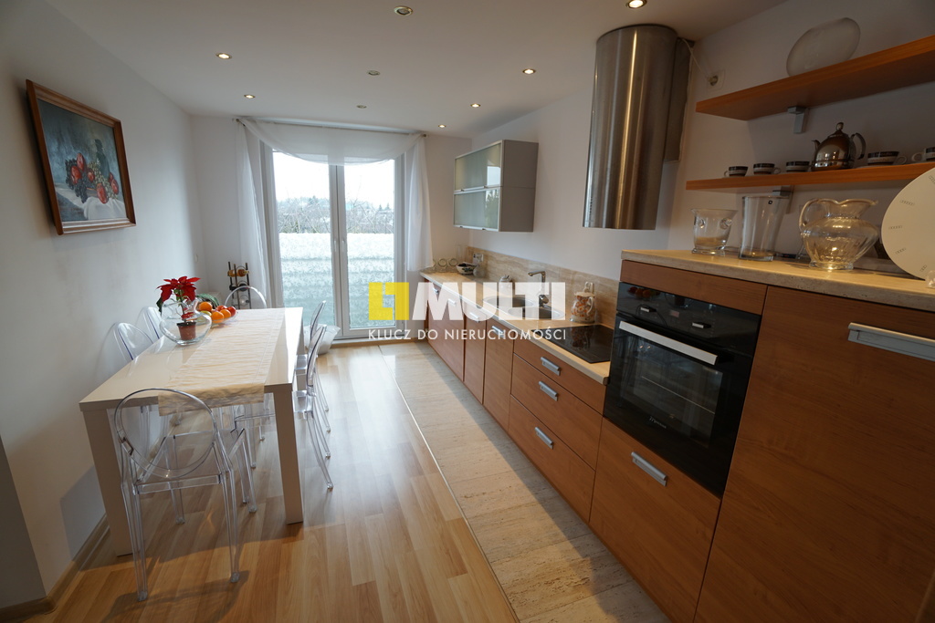 Piękny apartament - 3 łazienki, taras, garaż !!! (4)