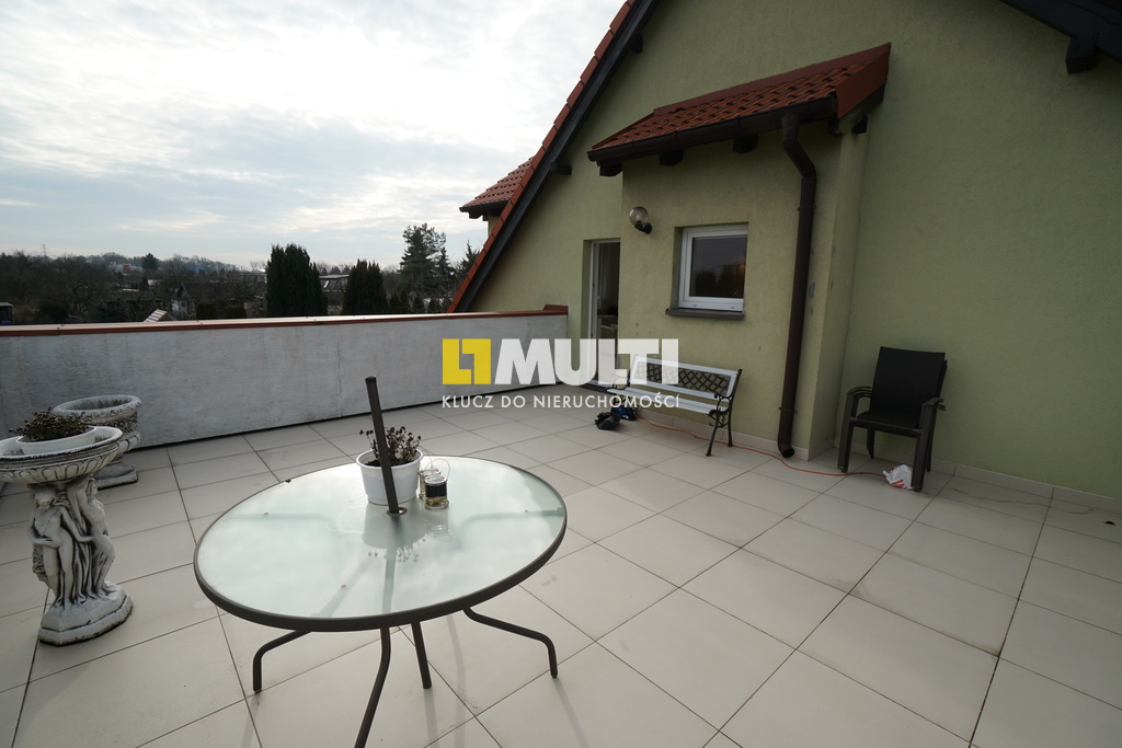 Piękny apartament - 3 łazienki, taras, garaż !!! (9)