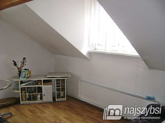 Płoty - dom z lokalem użytkowym w CENTRUM! (7)