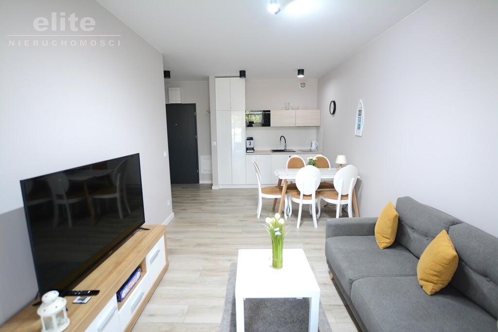 Rewal 2 pok w 1 linii brzegowej +1 m. parkingowe, (9)