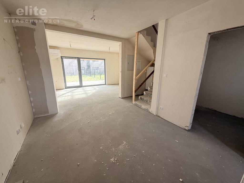 Trzęsacz dom 4pok + wiata tylko 400m do morza! (7)