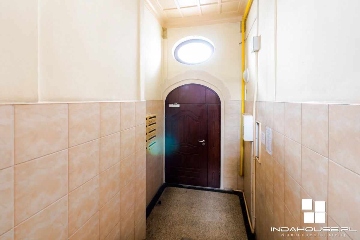 Mieszkanie w kamienicy, centralne ogrzewanie, park (14)