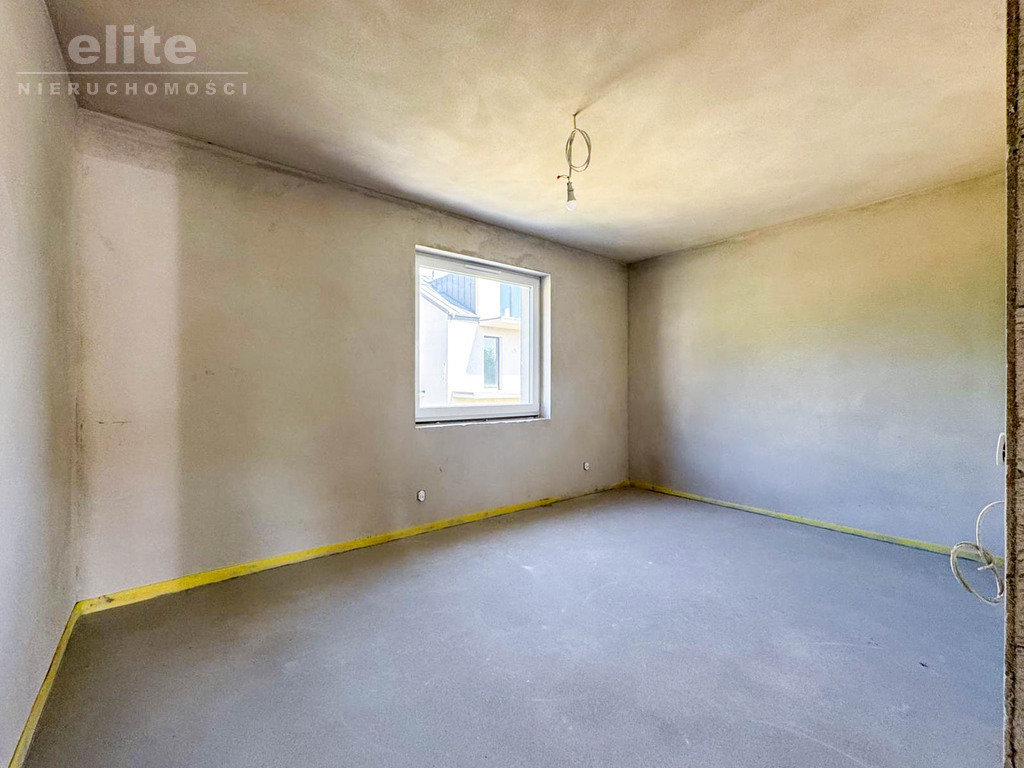 Dwupoziomowe mieszkanie 118m2 5 pokoi ogród (4)