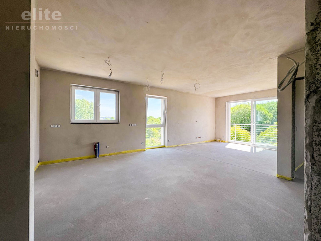 Dwupoziomowe mieszkanie 118m2 5 pokoi ogród (10)