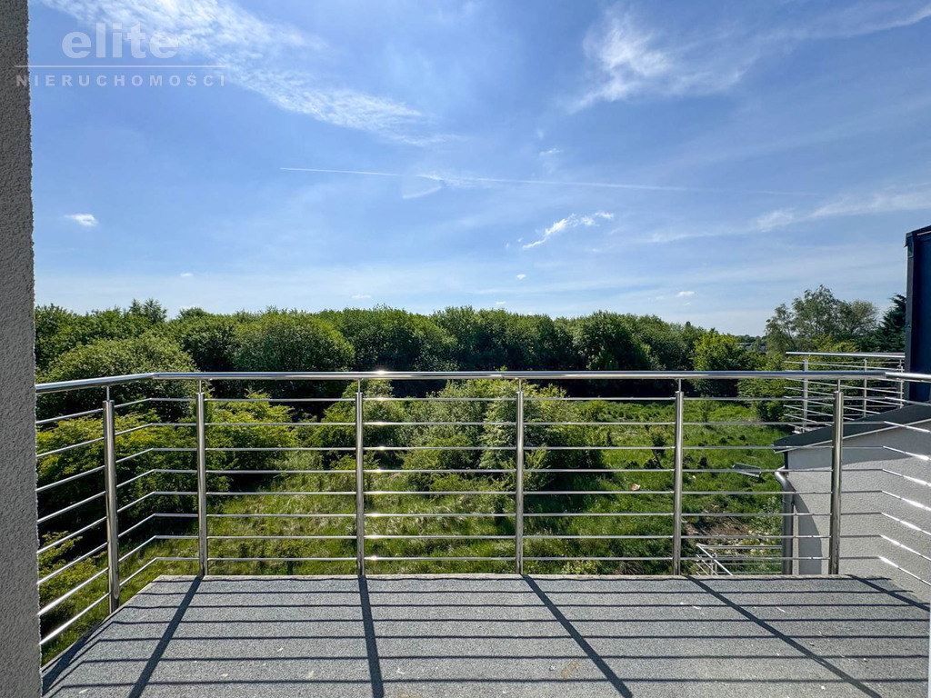 Dwupoziomowe mieszkanie 118m2 5 pokoi ogród (1)