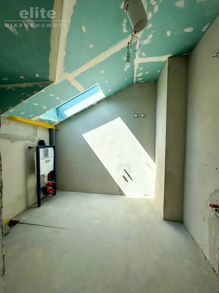 Dwupoziomowe mieszkanie 118m2 5 pokoi ogród (9)