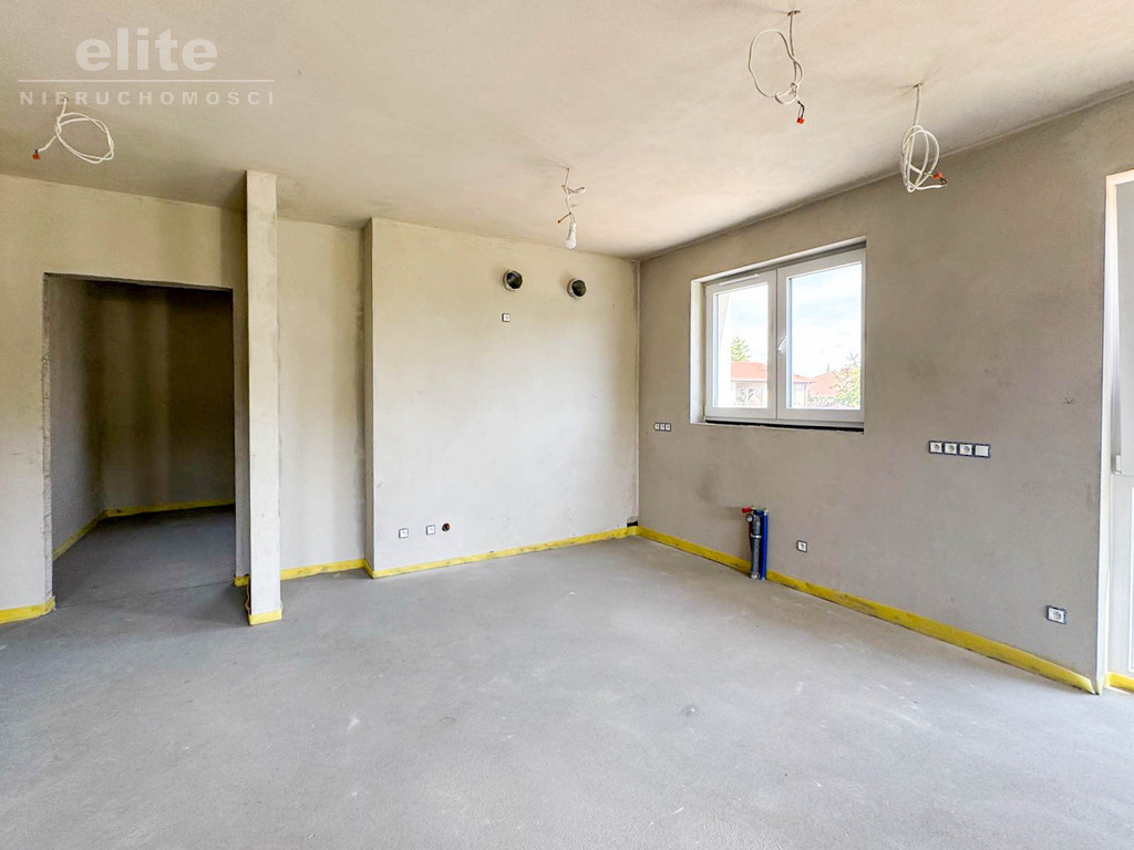 Dwupoziomowe mieszkanie 118m2 5 pokoi ogród (15)