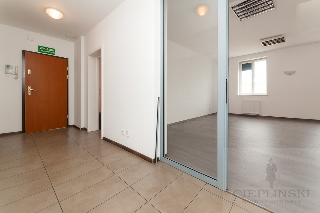 lokal biurowy przy Deptaku Bogusława (12)