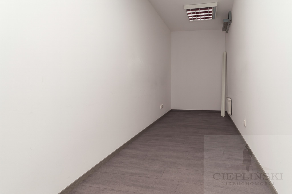 lokal biurowy przy Deptaku Bogusława (11)