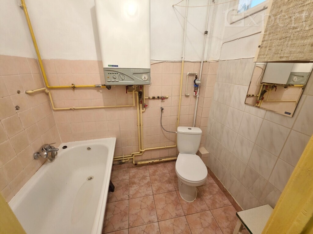 Dwa pokoje na 1 piętrze z balkonem-ul.Narutowicza (12)