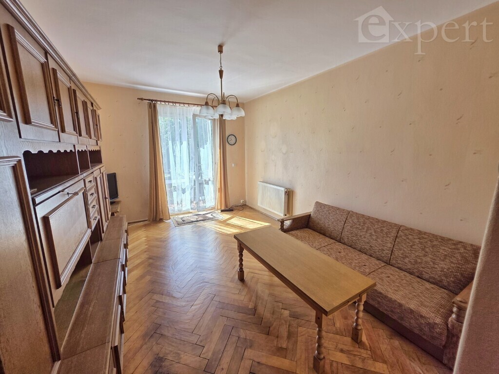 Dwa pokoje na 1 piętrze z balkonem-ul.Narutowicza (1)