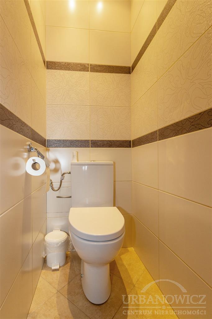 Atrakcyjne 3 pokojowe z dużą loggią ! (9)