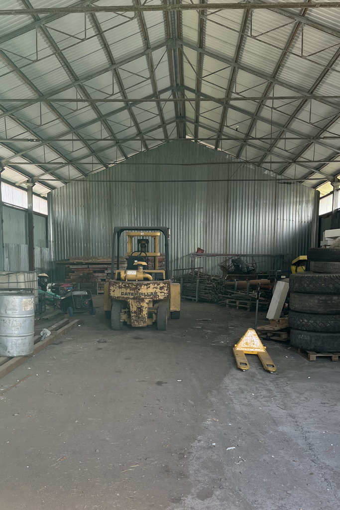 Hal z placem i zapleczem socjalnym (4)