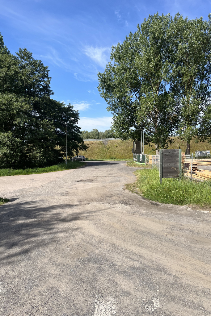 Hal z placem i zapleczem socjalnym (8)