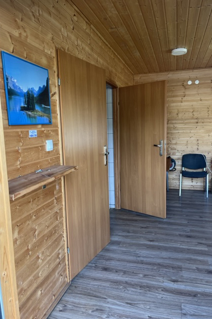 Hal z placem i zapleczem socjalnym (12)