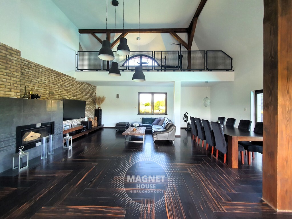 Okazja! Dom nad jeziorem z basenem i sauną (4)