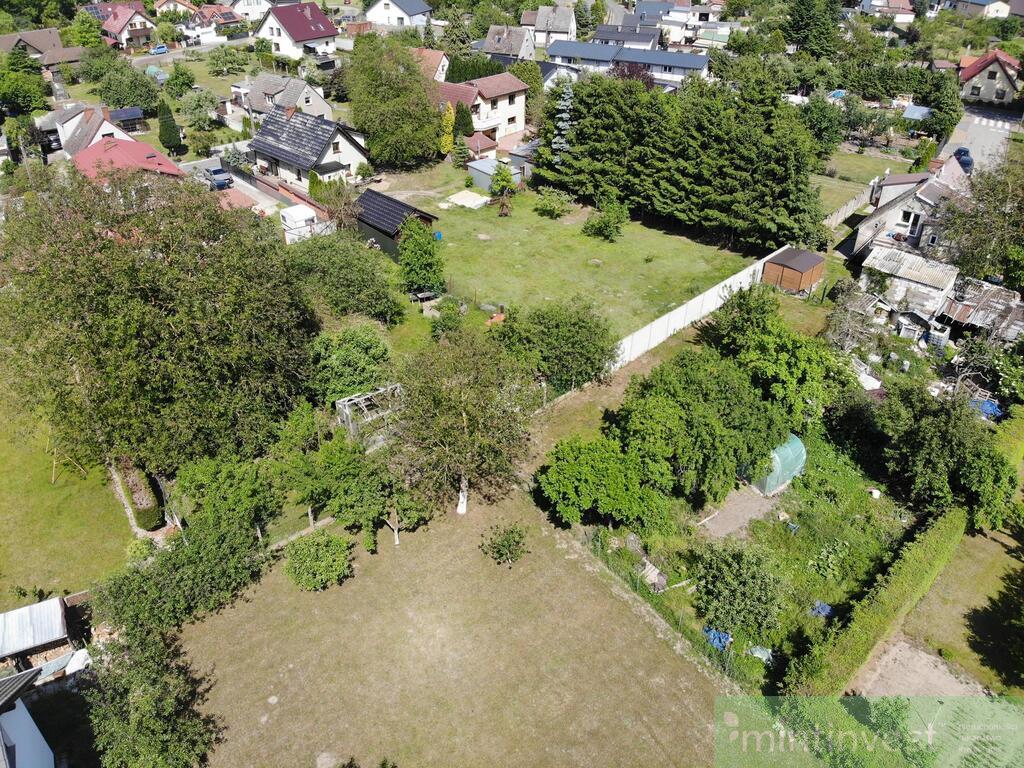 Atrakcyjna działka w osiedlu Helenów (4)