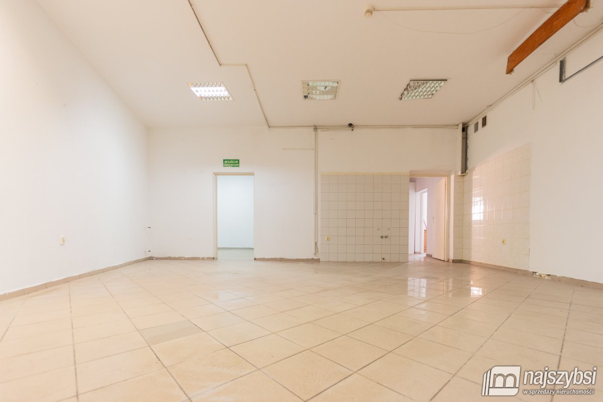 Węgorzyno-dom z lokalami użytkowymi (13)