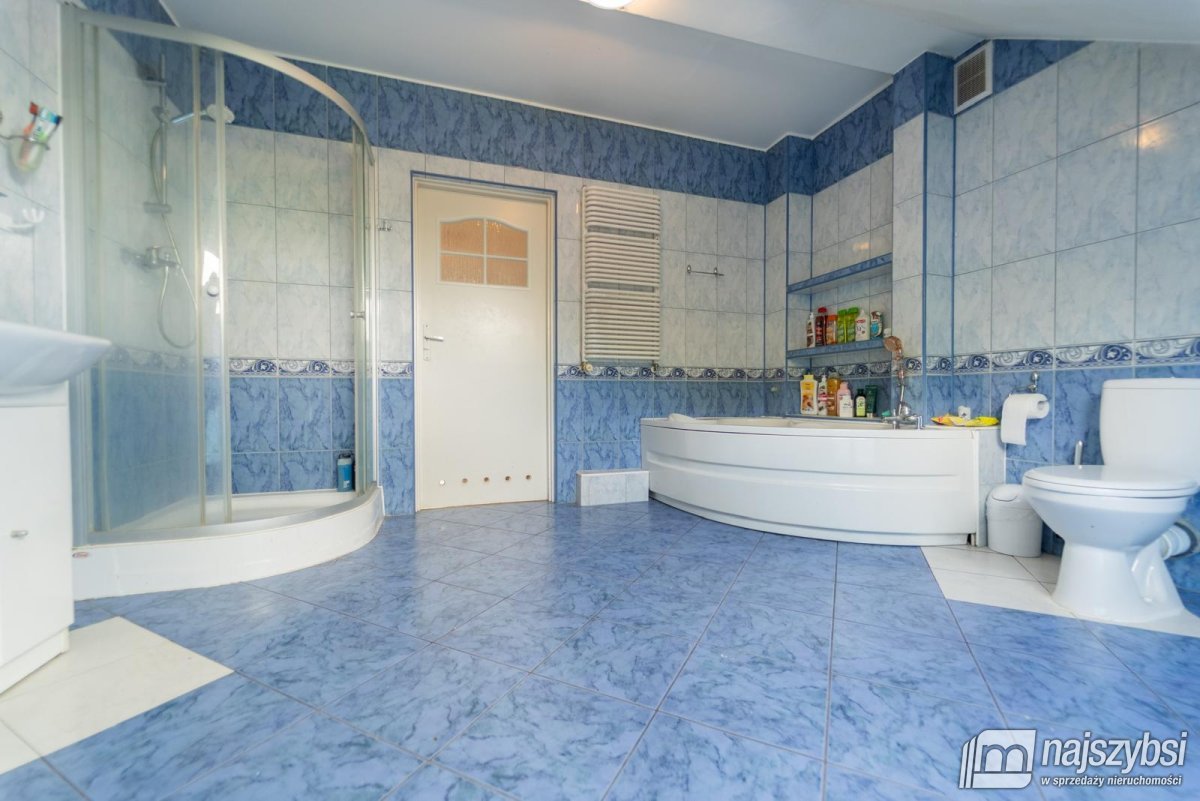 Węgorzyno-dom z lokalami użytkowymi (28)