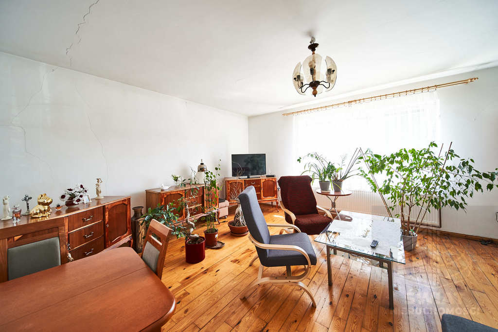 Dom z potencjałem na sprzedaż Osów! (3)