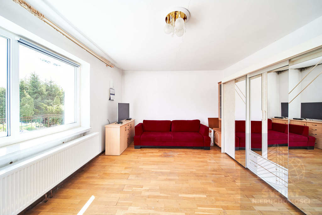 Dom z potencjałem na sprzedaż Osów! (4)