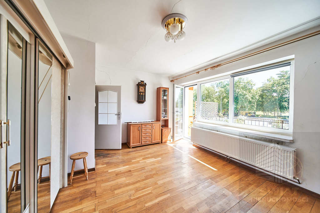 Dom z potencjałem na sprzedaż Osów! (5)