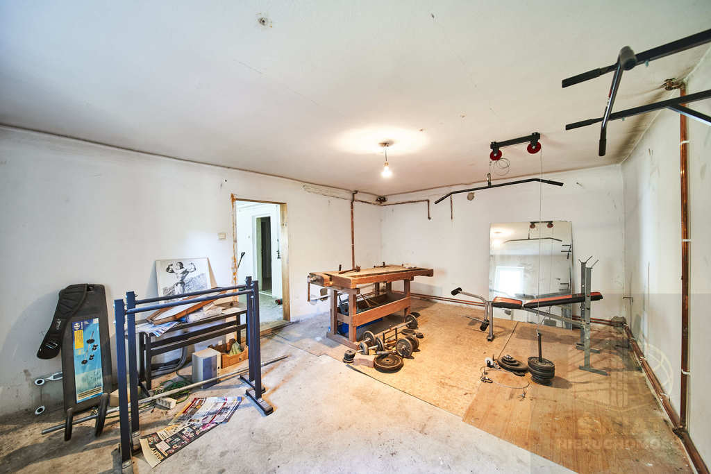 Dom z potencjałem na sprzedaż Osów! (13)