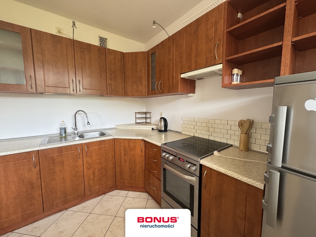 Atrakcyjna duża kawalerka na os.Bukowym (6)