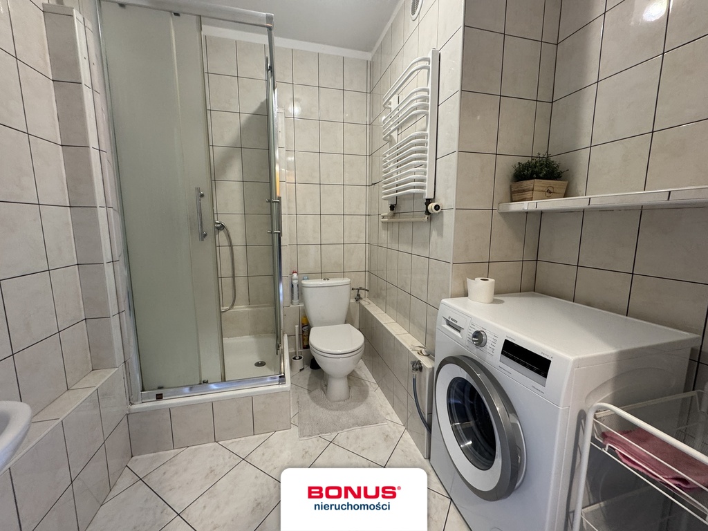 Atrakcyjna duża kawalerka na os.Bukowym (8)