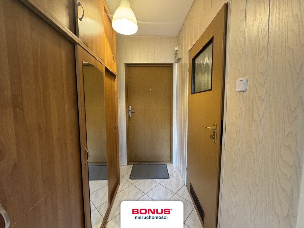 Atrakcyjna duża kawalerka na os.Bukowym (10)