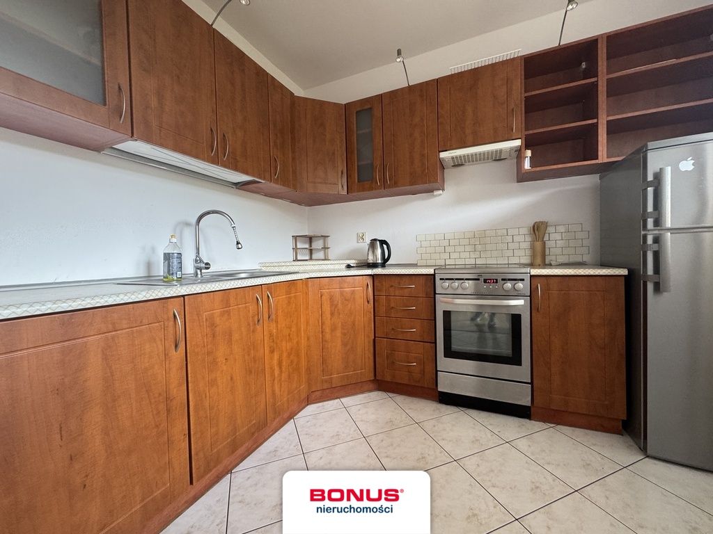 Atrakcyjna duża kawalerka na os.Bukowym (5)