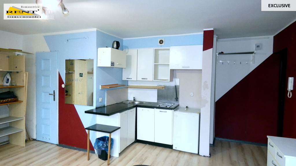 Kawalerka w ścisłym centrum miasta (4)