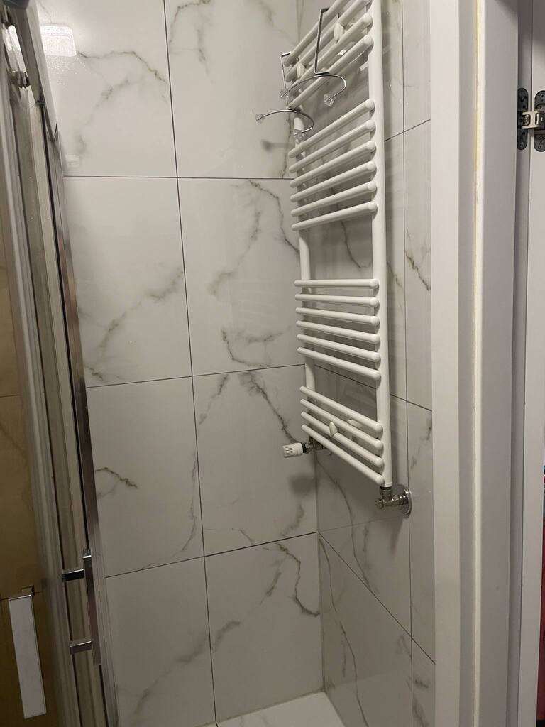 Nowoczesne mieszkanie z ogródkiem. (6)