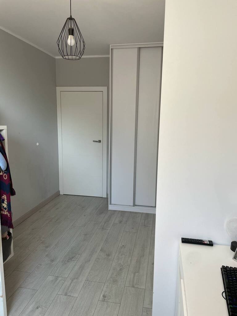 Nowoczesne mieszkanie z ogródkiem. (10)