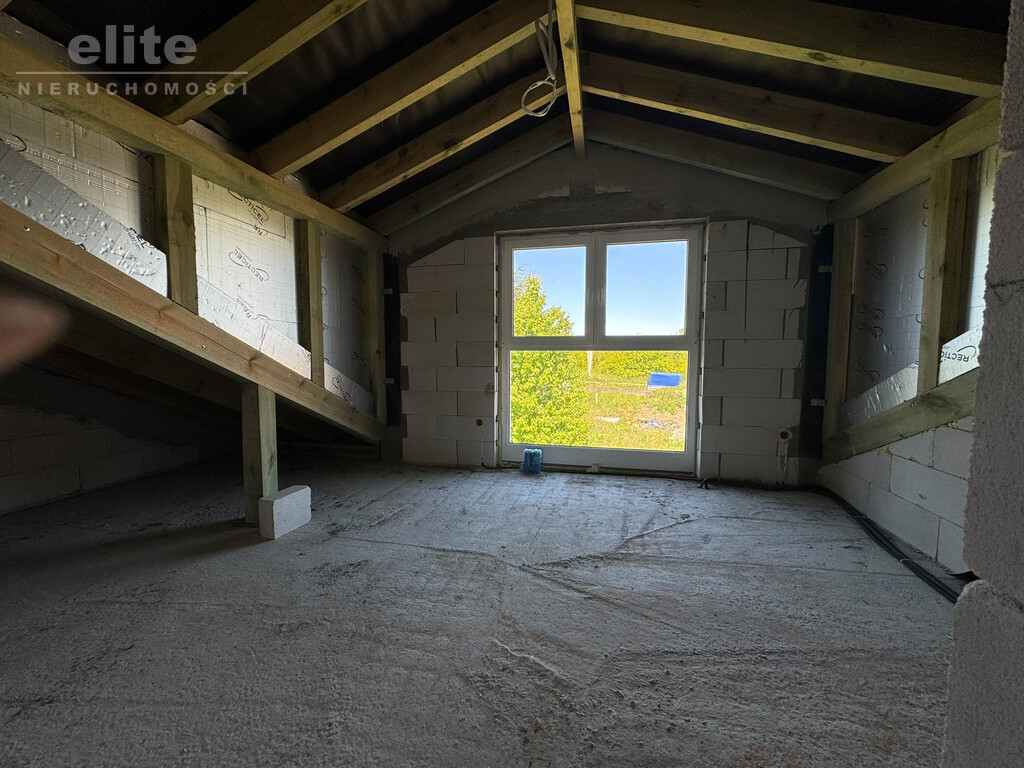 Dwupoziomowe mieszkanie 5 pokoi 2m.postojowe ogród (10)