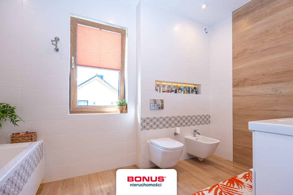 Dobra, bliźniak w świetnej lokalizacji!! (18)