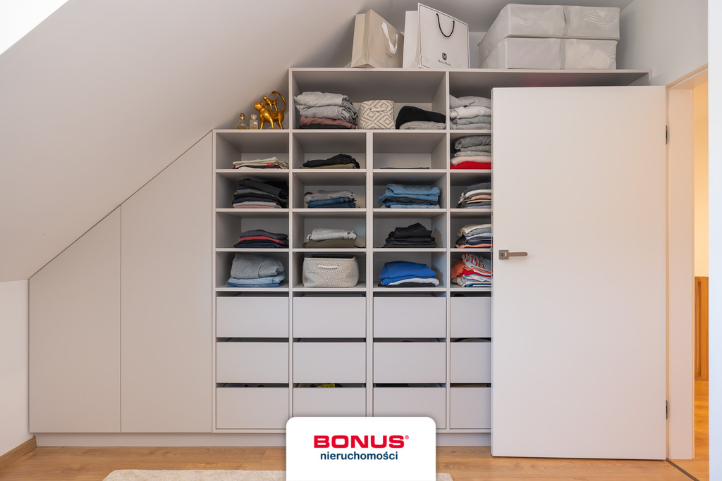 Dobra, bliźniak w świetnej lokalizacji!! (26)