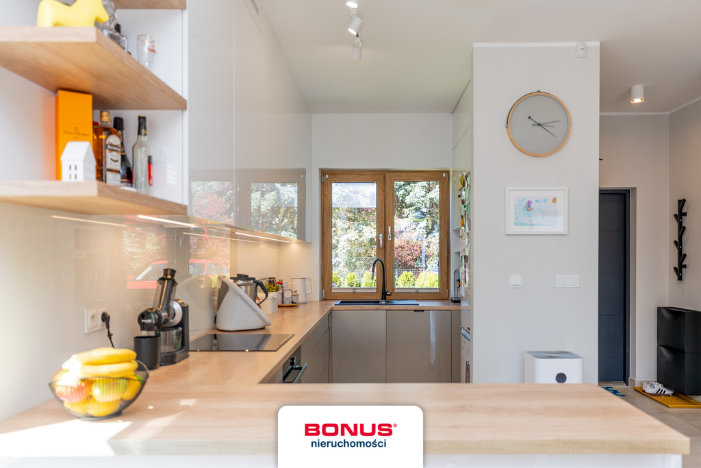 Dobra, bliźniak w świetnej lokalizacji!! (10)