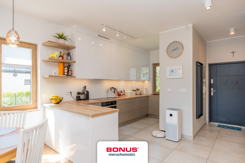 Dobra, bliźniak w świetnej lokalizacji!! (9)