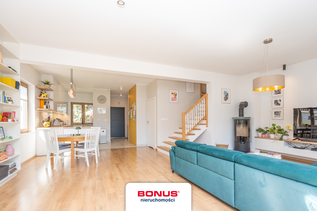 Dobra, bliźniak w świetnej lokalizacji!! (3)