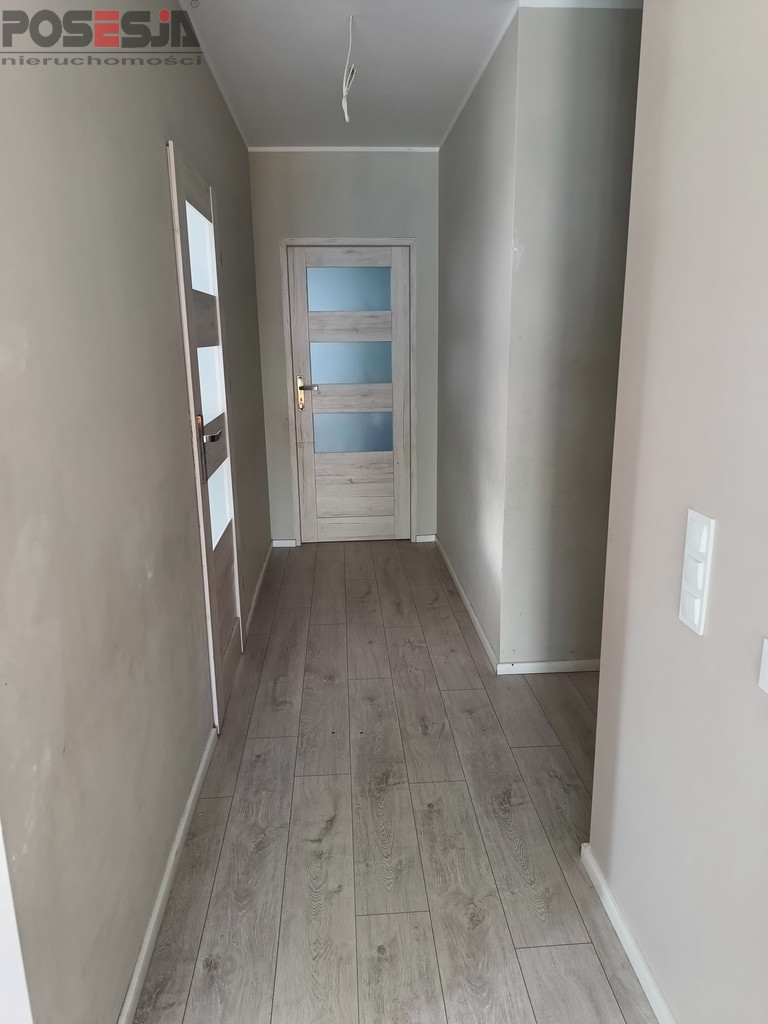 3-pok. mieszkanie z ogródkiem i miejscami postoj. (15)