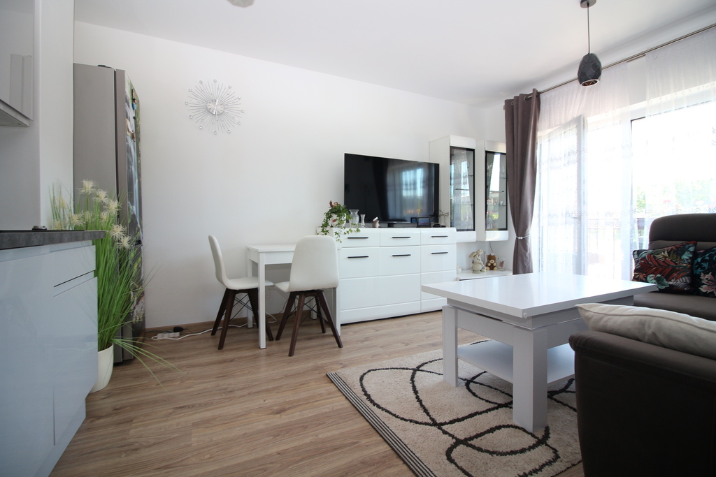 2 pokoje Nowe Osiedle (2)