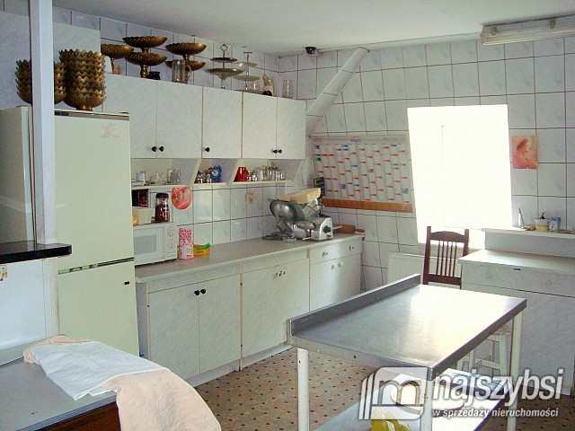 LIPIANY - przestronny lokal  (12)