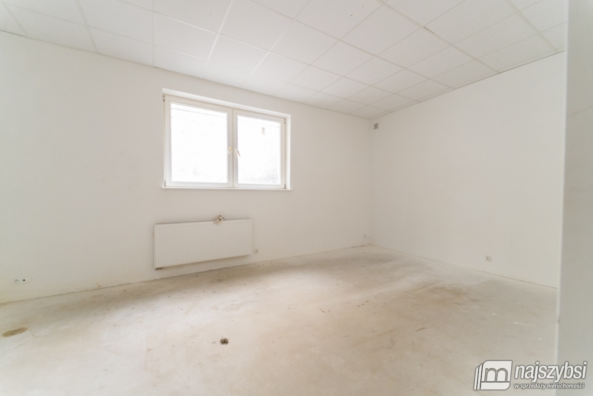 Lokal użytkowy w centrum Białogardu! (4)