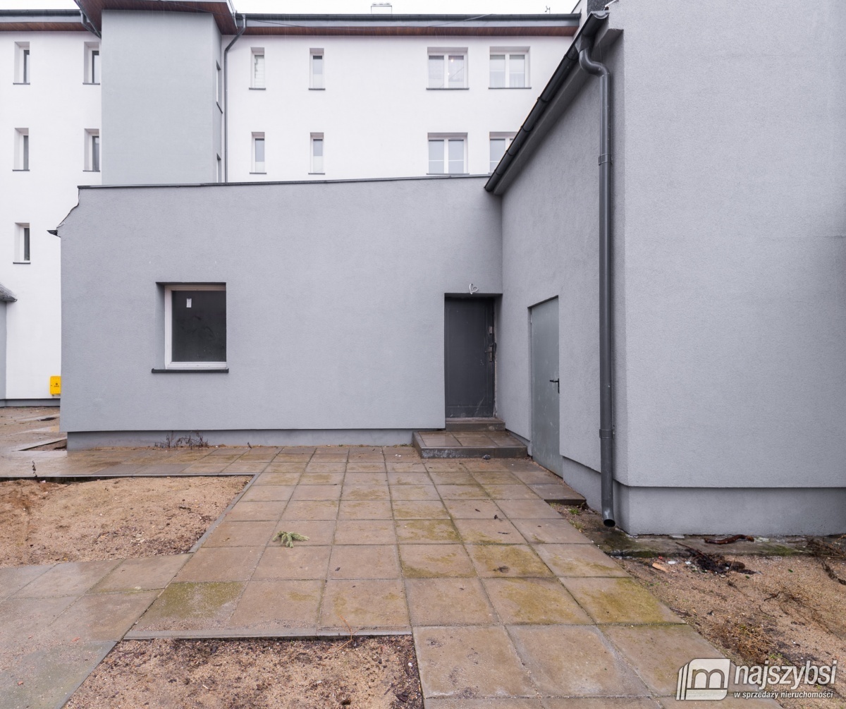 Lokal użytkowy w centrum Białogardu! (9)