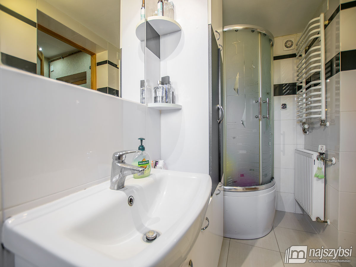 Trzebiatów- piętro domu z garażem (11)