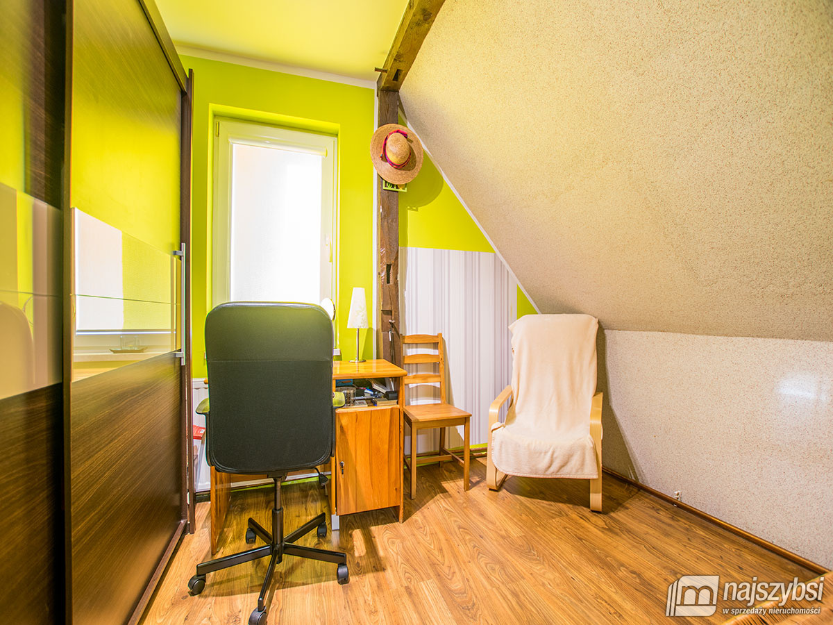 Trzebiatów- piętro domu z garażem (15)