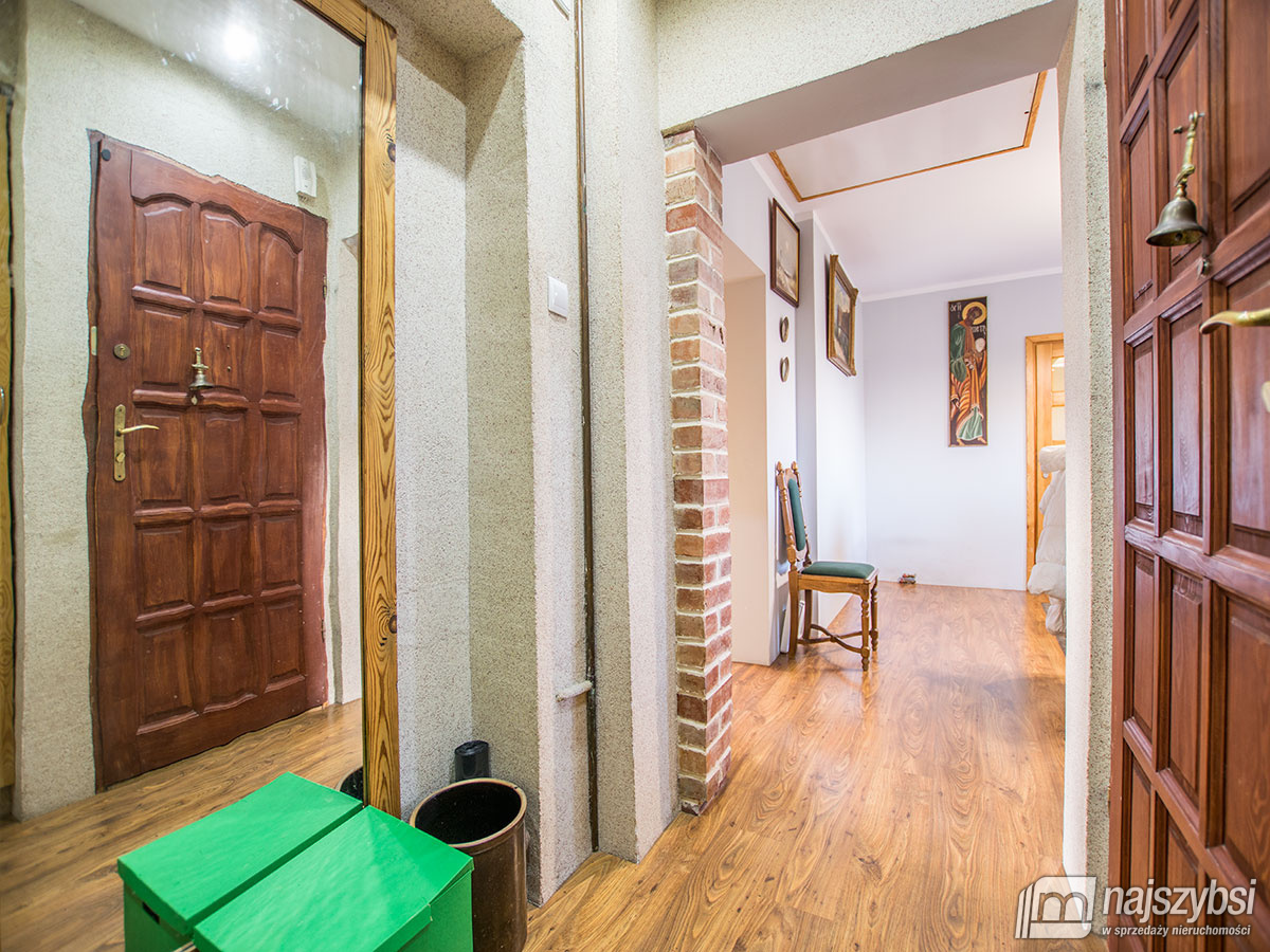 Trzebiatów- piętro domu z garażem (17)