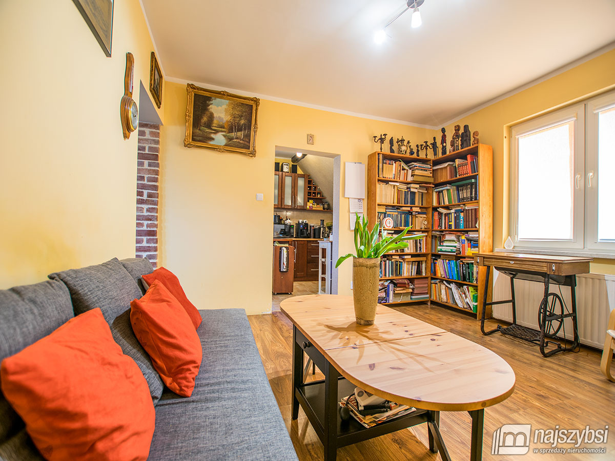 Trzebiatów- piętro domu z garażem (3)