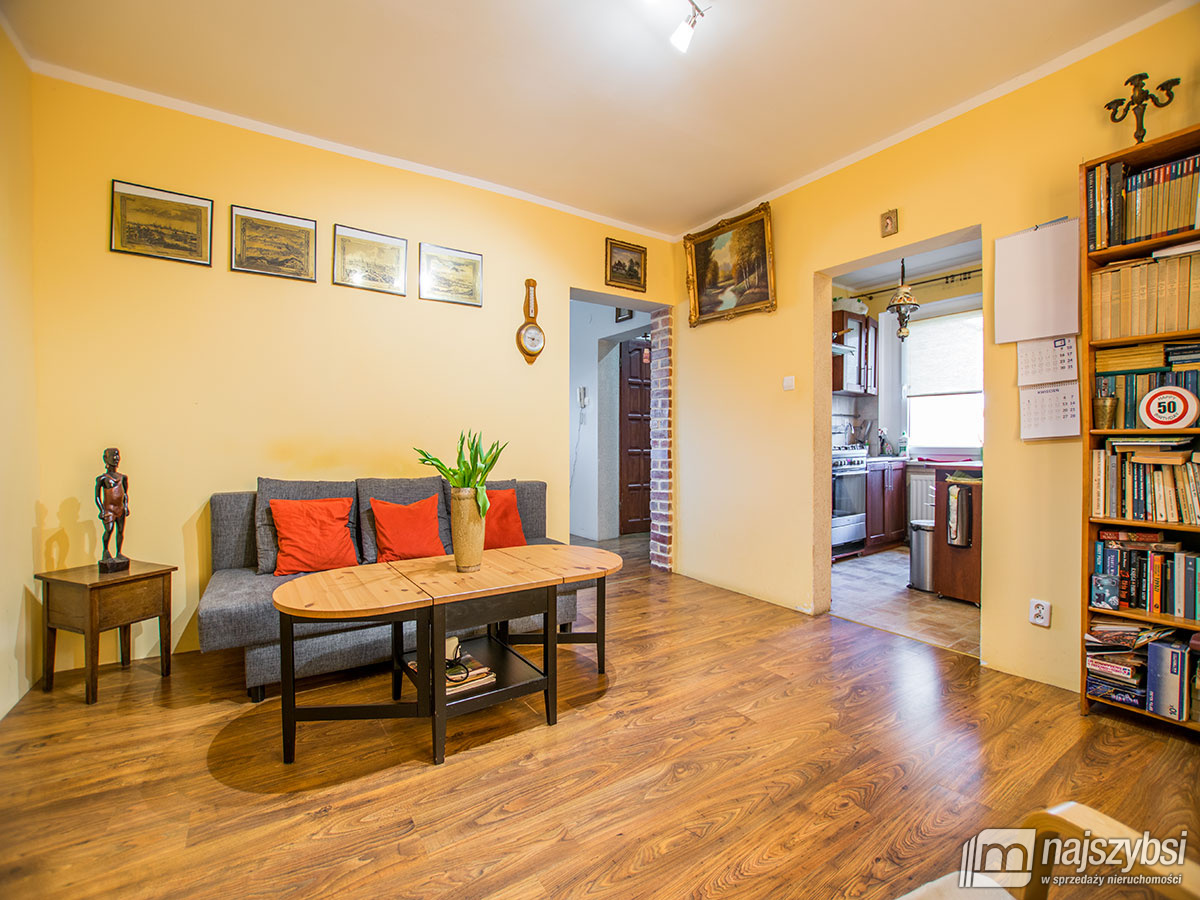 Trzebiatów- piętro domu z garażem (6)